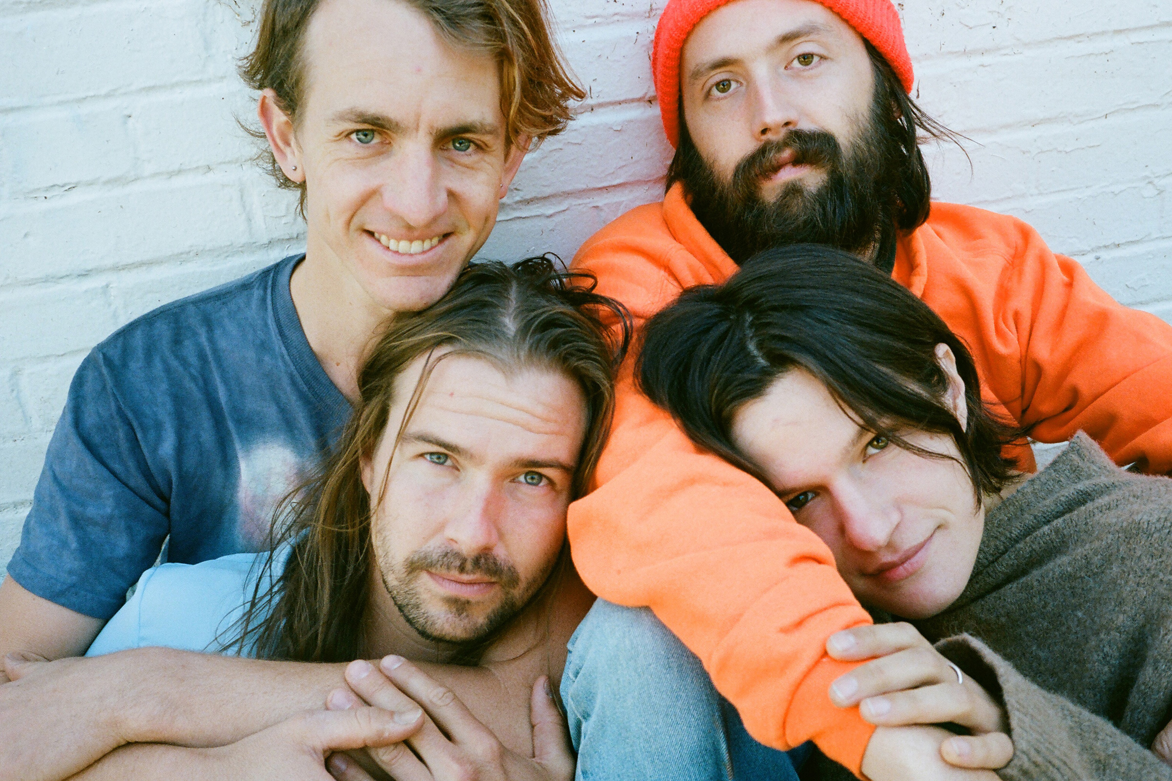 Big Thief sort un EP pour venir en aide à son crew Goûte Mes Disques